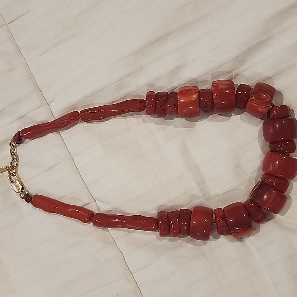 Zara Faux Coral Statement Necklace (new without tags)